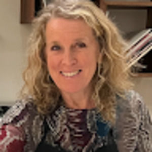 Meet your Posher, Toria